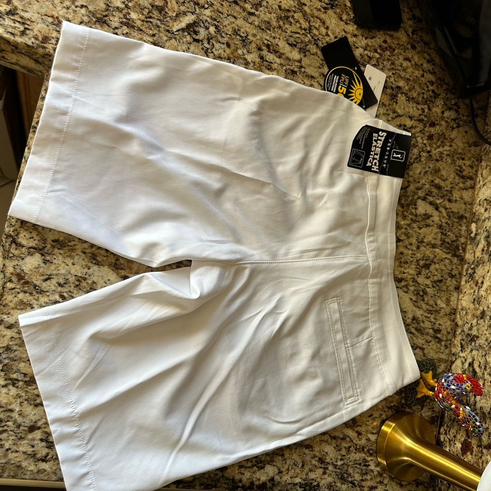 PGA Tour ladies white golf shorts. NWT size 2